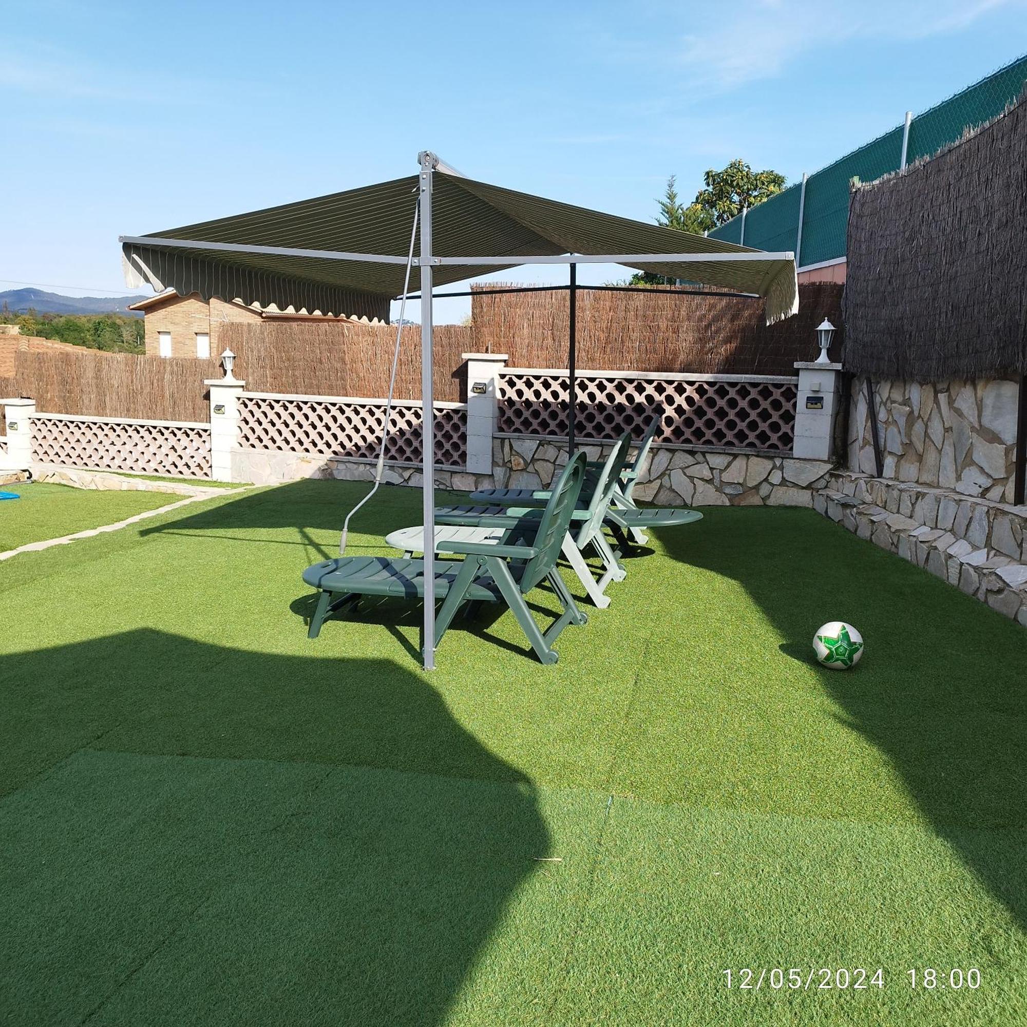 La Biznaga Villa Fogas de Tordera Bagian luar foto